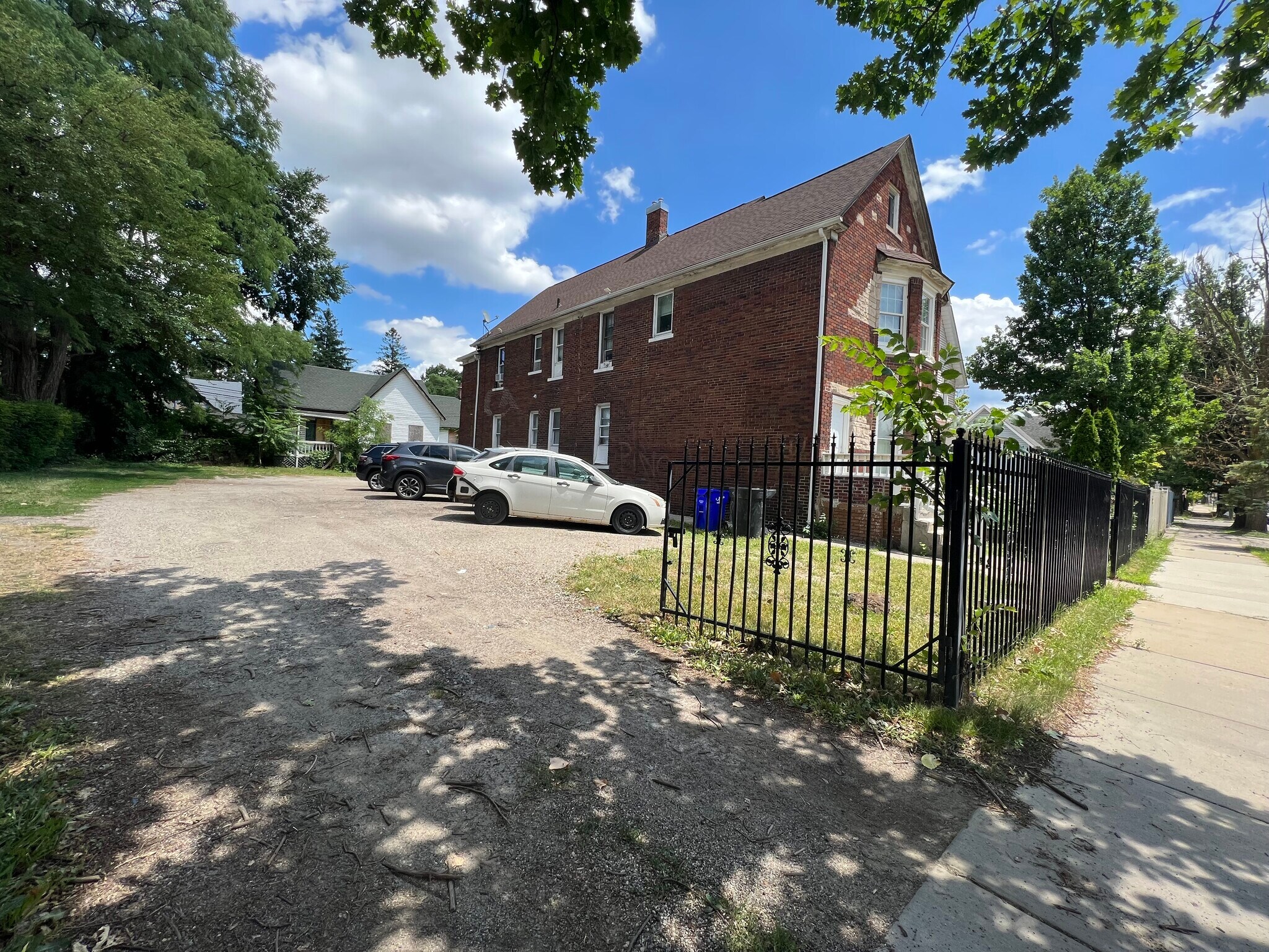 Building Photo - 2020 24th St