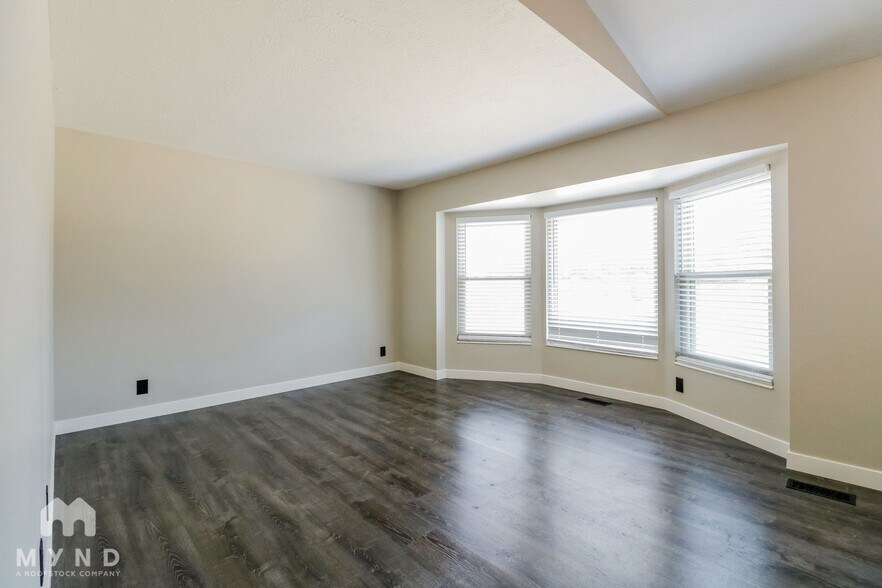 Building Photo - 322 S 600 W