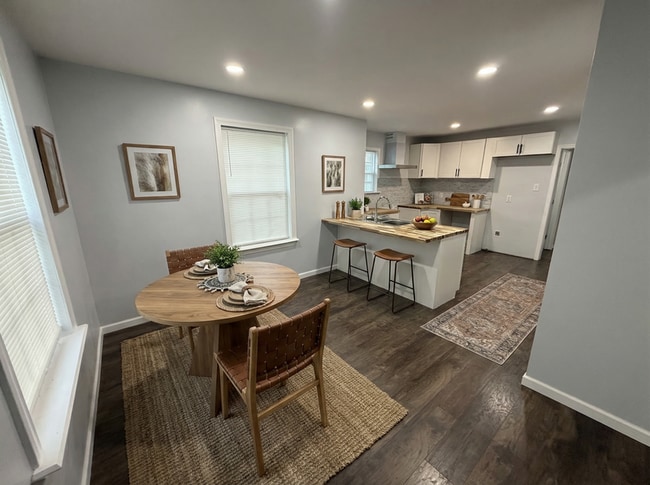 Building Photo - 1031 N Belvedere Blvd