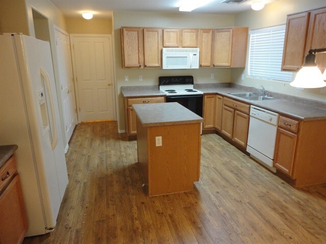 Building Photo - 4169 E Stony Meadow Dr