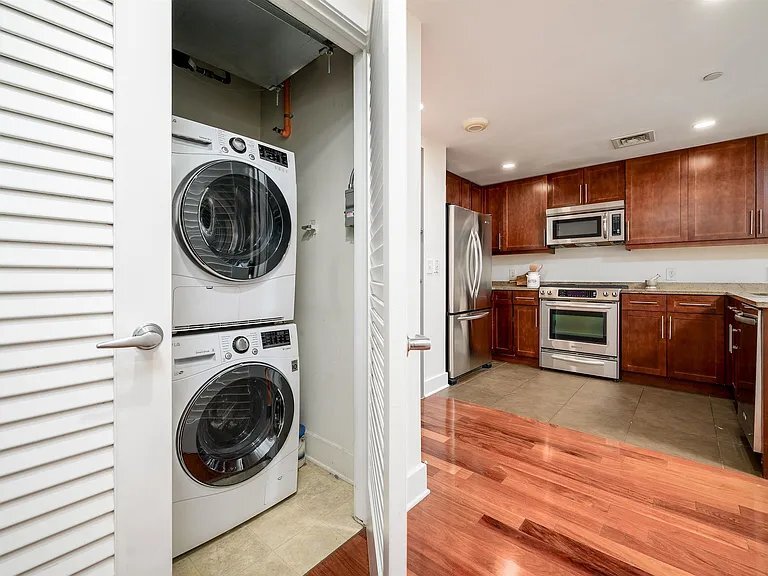 Building Photo - 201 Marin Blvd