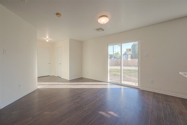 Building Photo - 19839 Rustic Lake Ln