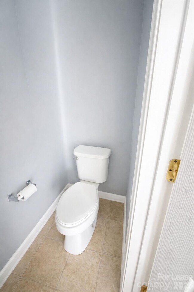 Building Photo - 15409 Tully House Ct