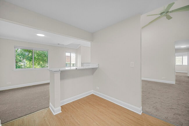 Building Photo - 607 Berkley Ct