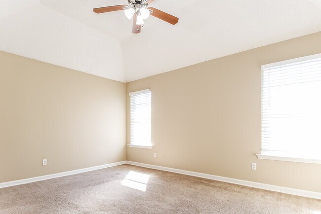 Building Photo - 9771 Misty Bay Cove