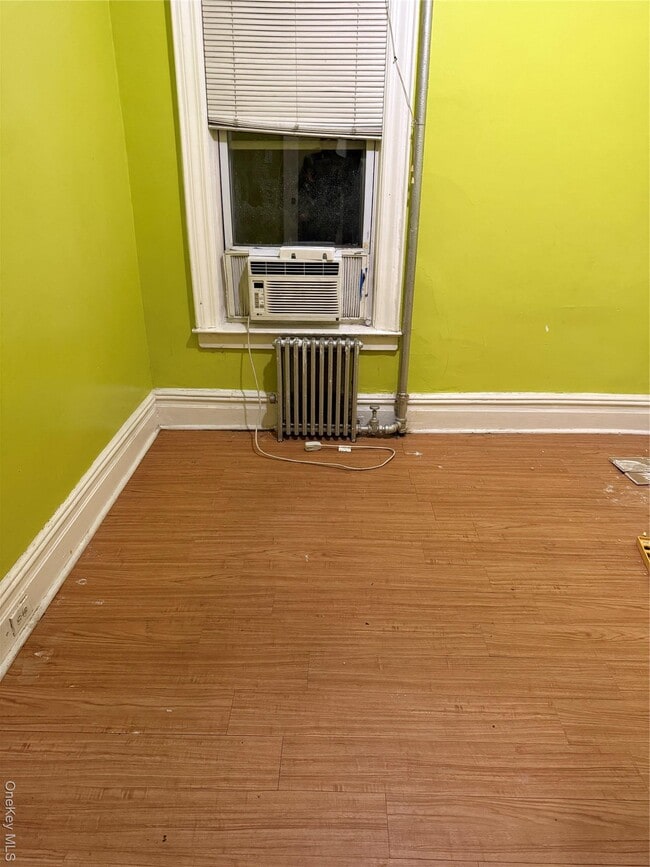 Building Photo - 1632 St Peters Ave