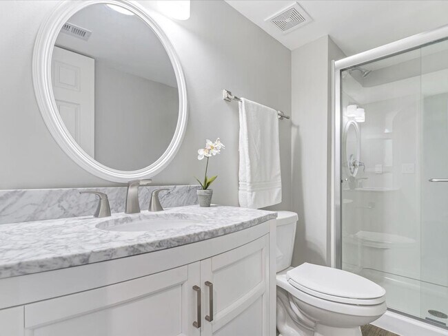 Building Photo - 3334 Simeon Bunker St