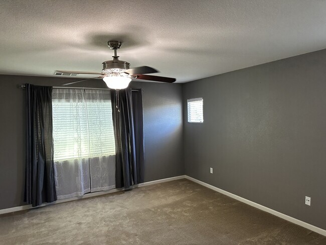 Building Photo - This stunning corner home offers 4 spaciou...