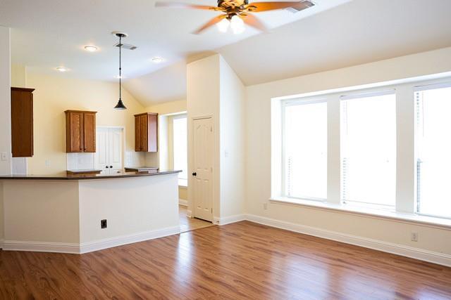 Building Photo - 3101 Spanish Oak Trail