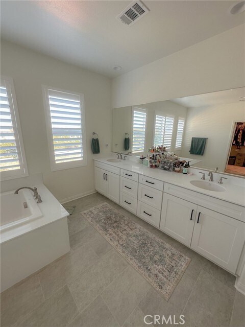 Building Photo - 39547 Verbena Wy