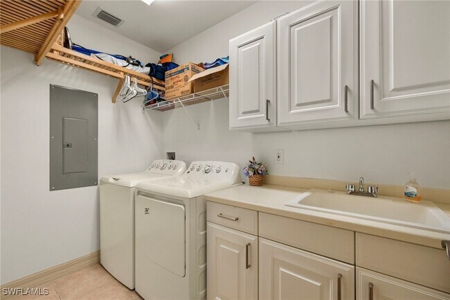 Building Photo - 14350 Riva Del Lago Dr