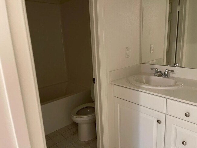 Building Photo - 8277 Country Mile Ln