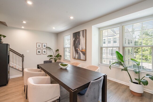 Building Photo - Premier End-Unit Townhome in Valley Run: A...