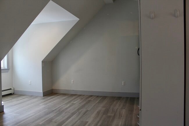 Building Photo - 44 True Rd