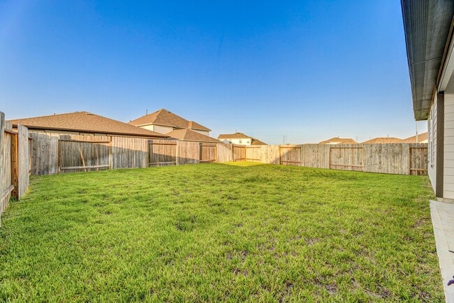 Building Photo - 22806 Theodoli Dr