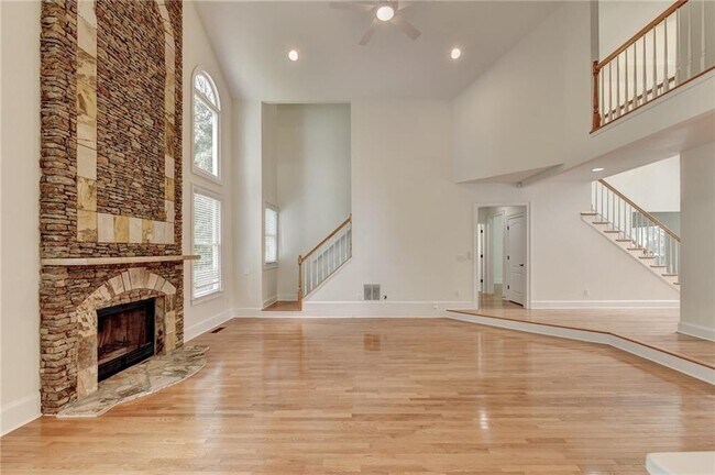 Building Photo - 10645 Honey Brook Cir