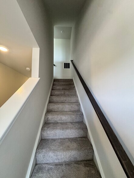 Building Photo - 101 Milburn Dr