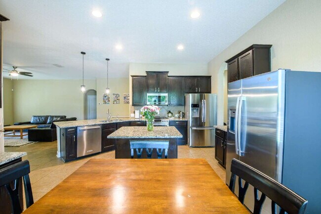 Building Photo - Spacious 4BR/2BA Energy Star Certified Hom...