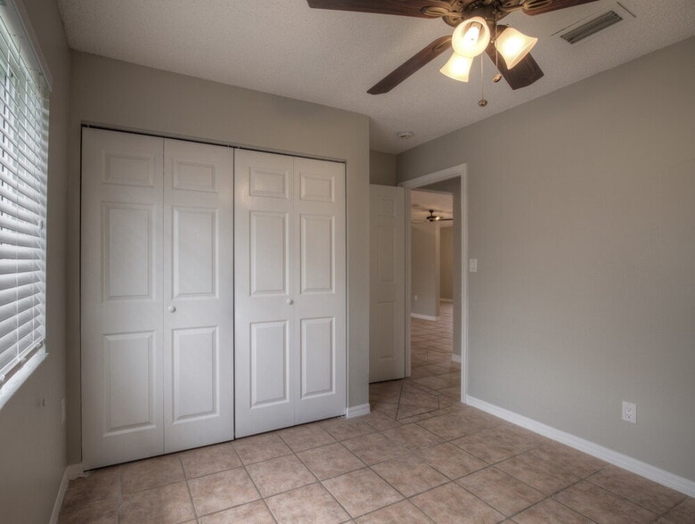 Building Photo - 17881 SW 143rd Ct