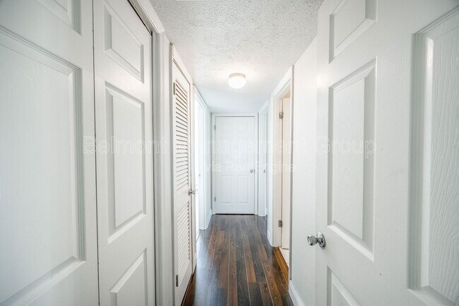 Building Photo - 375 Wymore Rd
