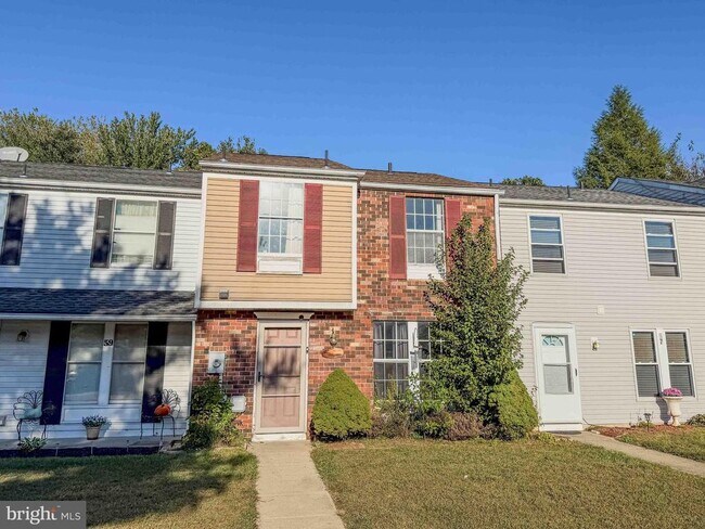 Building Photo - 58 Vanderbilt Ct
