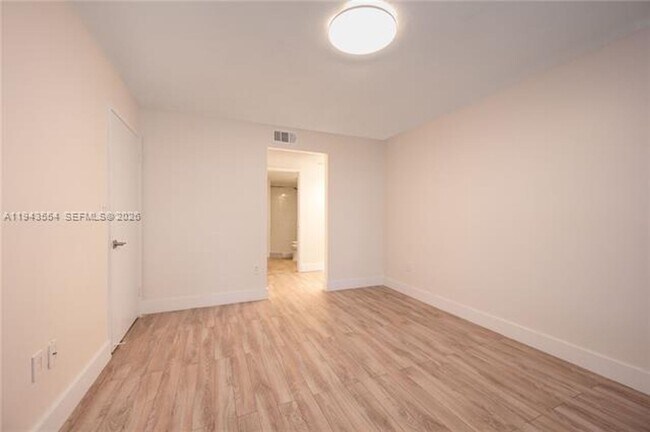 Building Photo - 1 Alhambra Cir