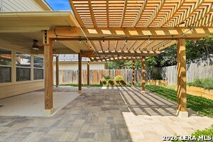 Building Photo - 11102 Dewberry Field