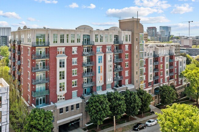 Primary Photo - Your dream condo in the heart of Raleigh!