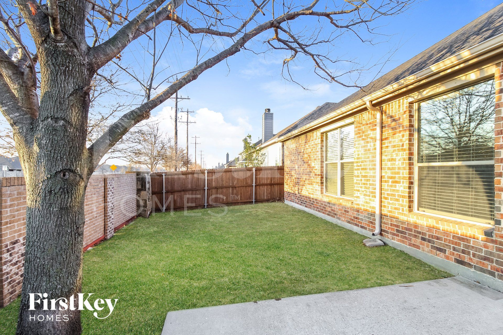 Building Photo - 1601 Lake Pine Dr