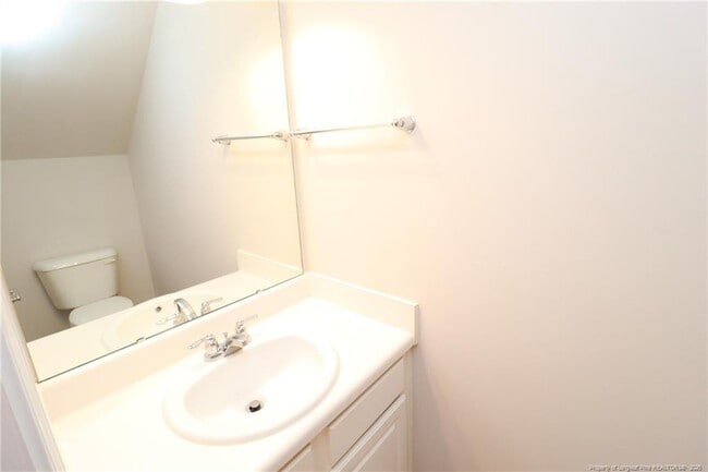 Building Photo - 7122 Racine Way