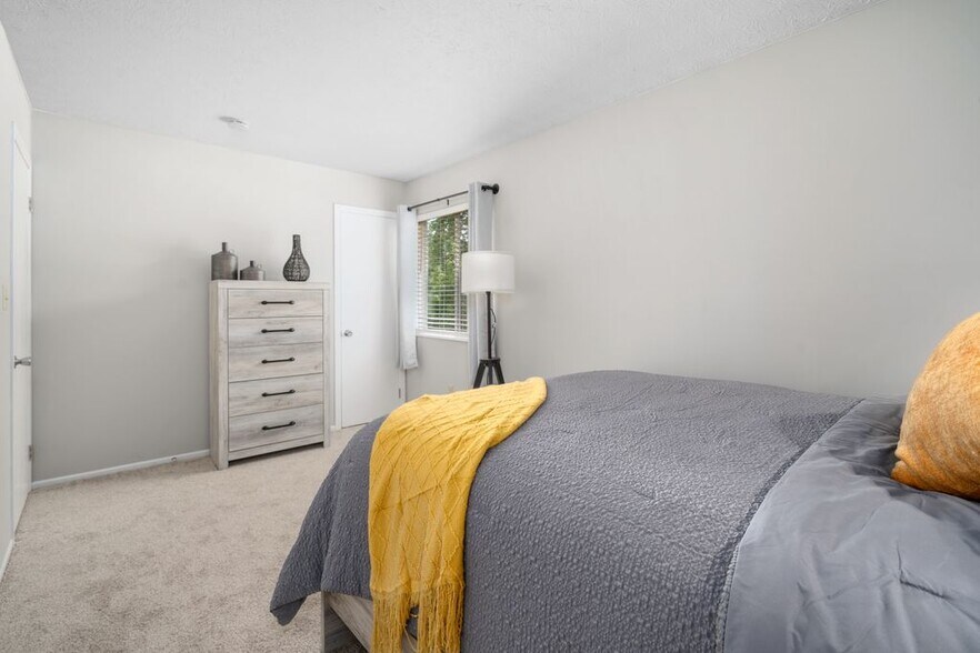 Building Photo - 8321 Lariat Ct