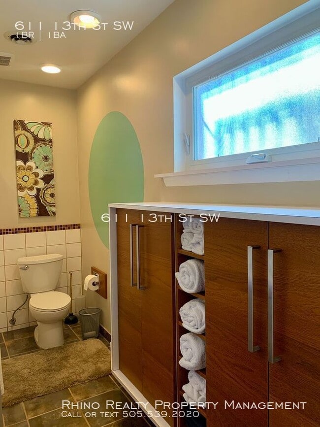 Building Photo - 611 13th St SW