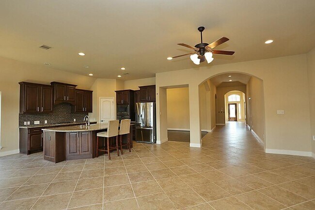 Building Photo - 6707 Miller Shadow Ln