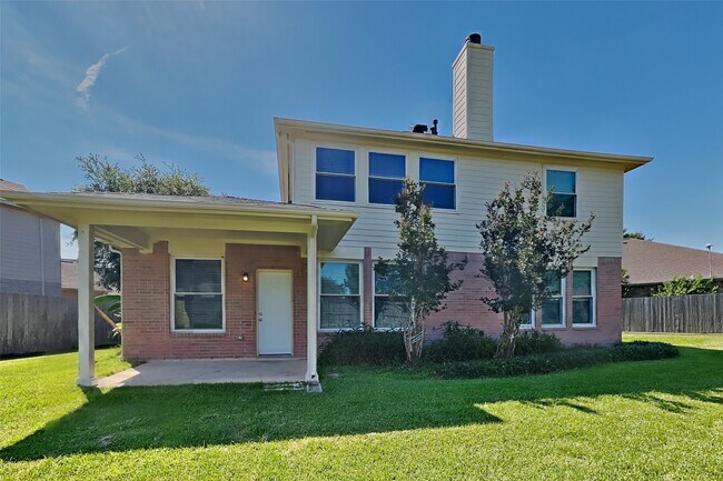 Building Photo - 17903 Timber Crossing Ln