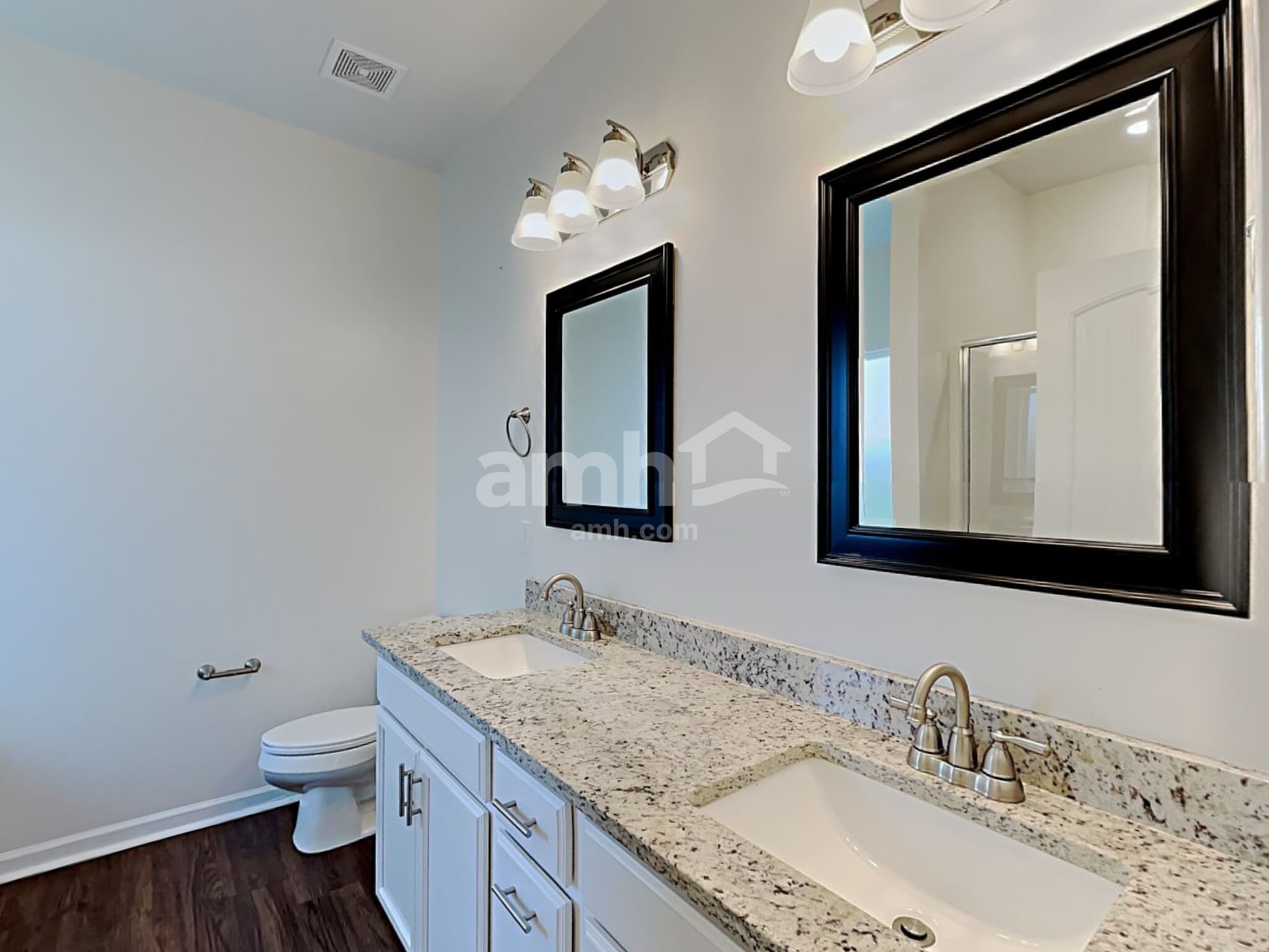 Building Photo - 2055 Shafer Dr