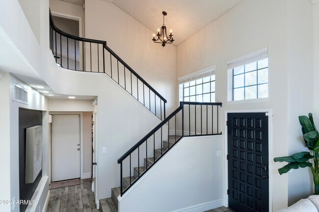 Building Photo - 3207 E Wescott Dr