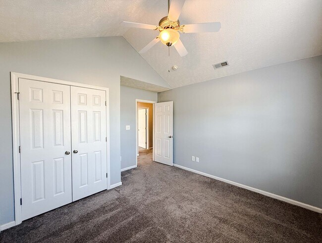 Building Photo - 1904 Yellowbrick Rd