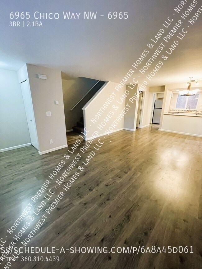 Building Photo - 6965 Chico Way NW