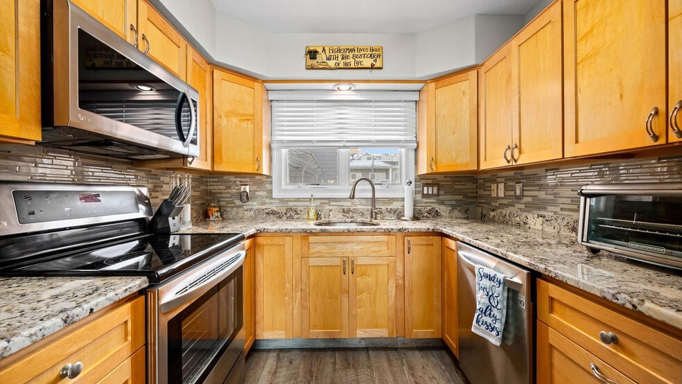 Building Photo - 224 Boardwalk