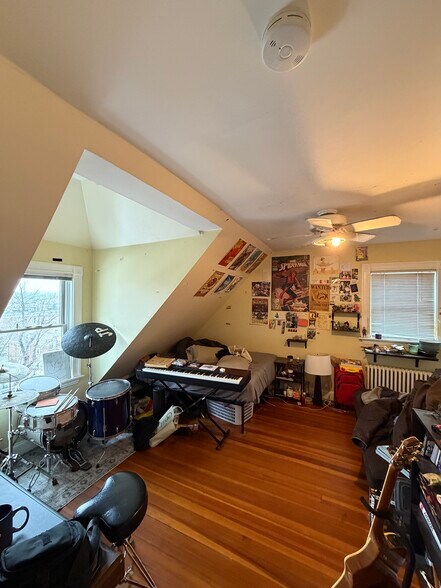 Building Photo - 62 Ridgemont St