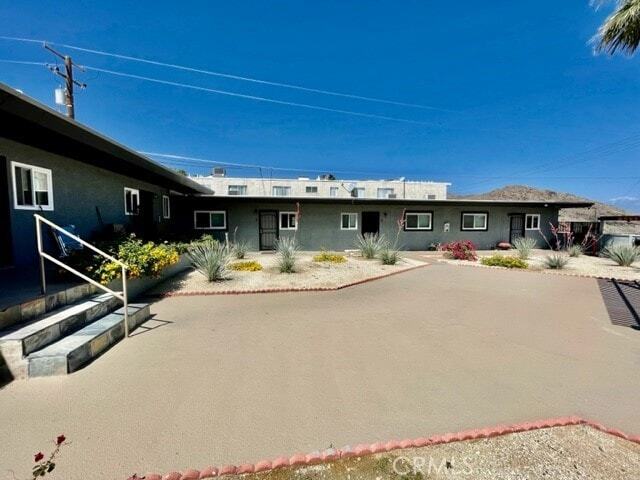 Building Photo - 36947 Melrose Dr