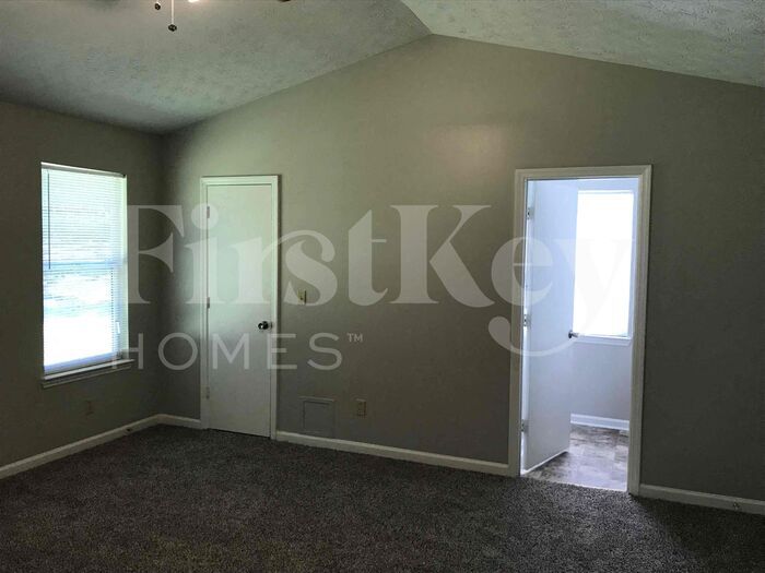 Building Photo - 5438 Winslow Crossing N