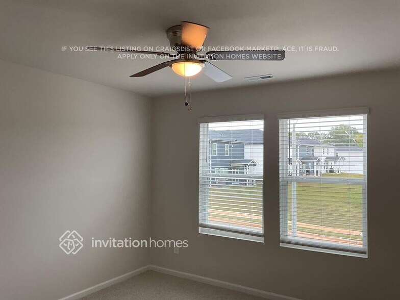 Building Photo - 584 Bridger Dr