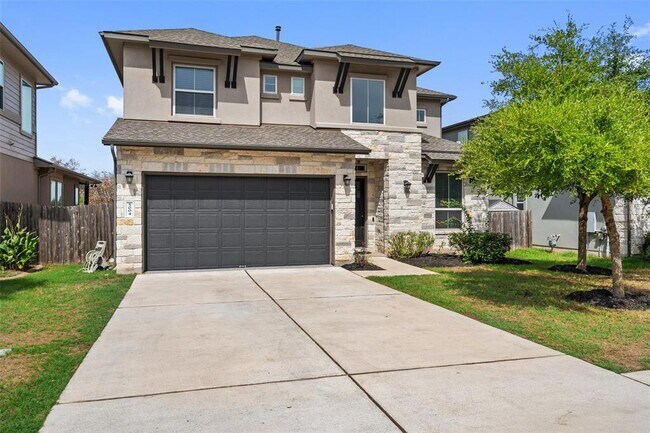 Building Photo - 5004 Mandevilla Dr