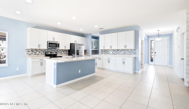 Building Photo - 86578 Lazy Lake Cir