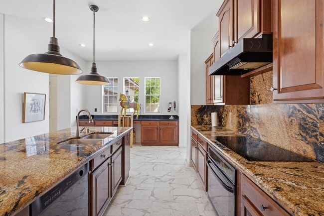 Building Photo - Private Gated Christopher Homes Estate in The Vineyards | Resort-Style Backyard & Strip Views