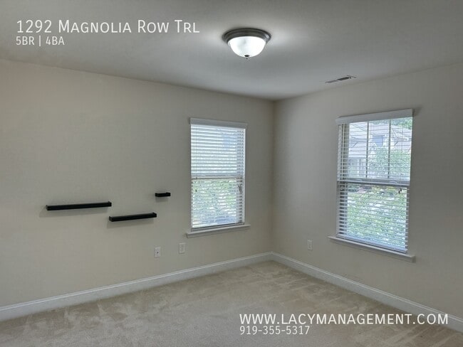 Building Photo - 1292 Magnolia Row Trail