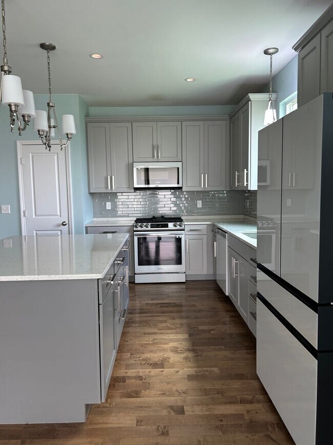 Building Photo - 2609 Beacon Point Ct