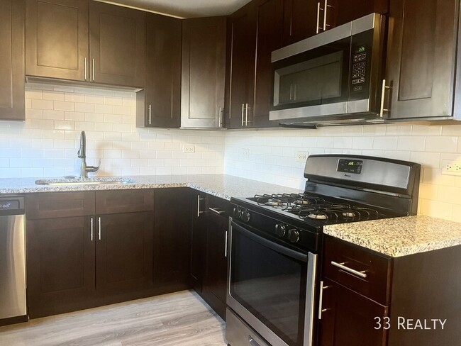 Primary Photo - 504 Basil Rd