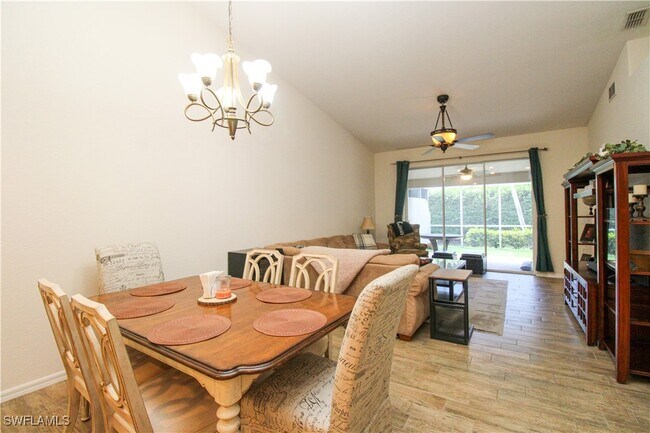 Building Photo - 6206 Mandalay Cir